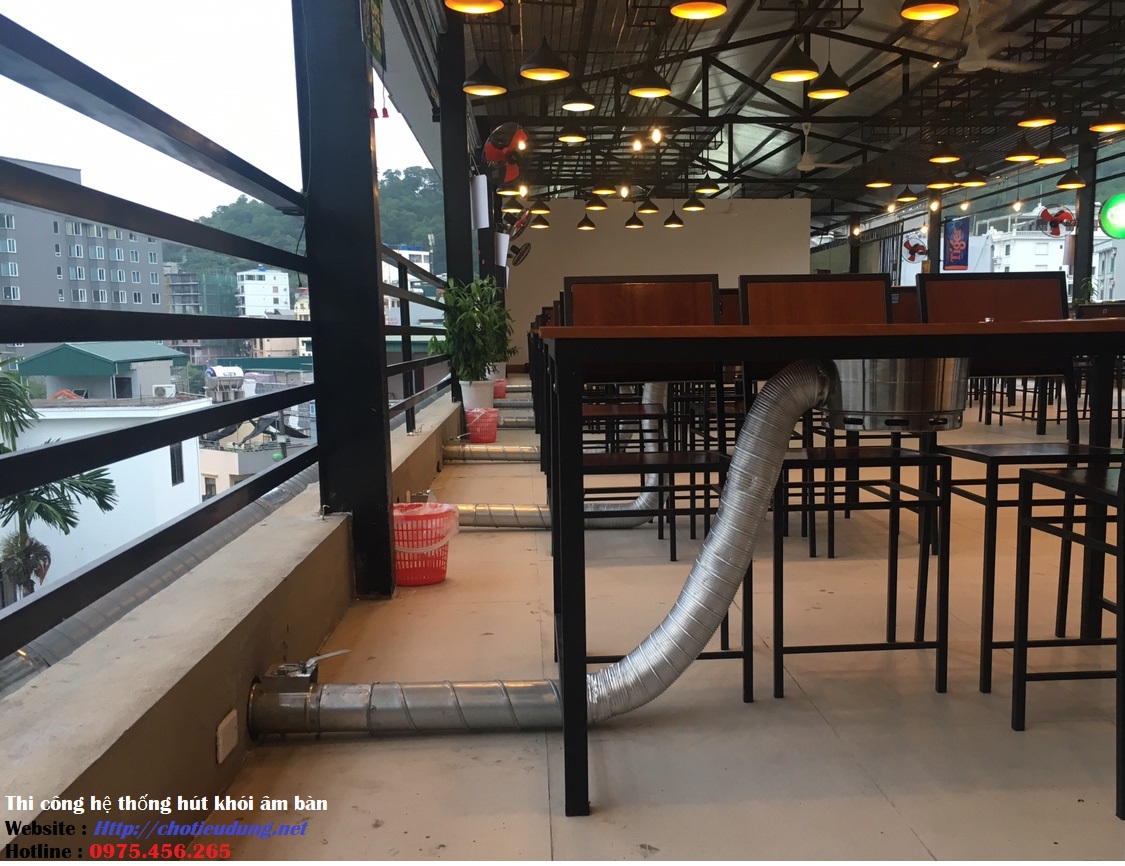Thi công lắp đặt hệ thống hút khói âm bàn nhà hàng kiểu ống nổi trên sàn nhà